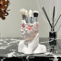 Creative Human Body Shape Vinyl Storage Stand, Multi-Purpose Cosmetic Brush Organizer, Desktop Art Style Office Makeup Holder