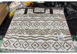 Portable Waterproof Picnic & Beach Mat - Foldable Seat Cushion for Outdoor Use white