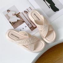 Yuzhihao Cross Strap Summer Slippers: Fashionable Thick Sole Beach Sandals 38