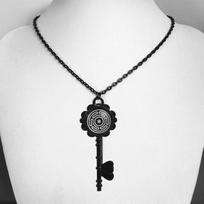 Gothic Key Necklace Pagan Pentagram Charm Witch Accessory Retro Jewelry For Women