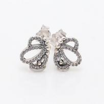 Elegant White Copper Rhinestone Butterfly Earrings - Luxurious Hollow Design, Perfect Gift sidabras