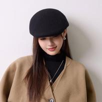 Fashionable Beret Warm Wool Hat Retro Lady Painter's Hat Winter Women Accessories Female Gift