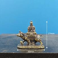 1Pcs Brass Laozi Riding An Ox Statue, Copper Laozi Leaving The Pass Figurine Car Ornament Sacrificial Fish Tank Decor
