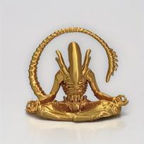 Meditating Alien Figurine, Expressive Dark Brown Sculpture for Home Desk Decor. Unique Gift for Halloween Christmas. auksas