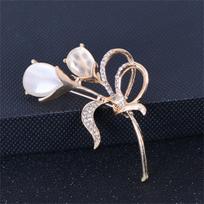 1Pc Retro Elegant Tulip Brooch Creative Romantic Pin Classical Fashion Jewelry Accessories Party Daily Birthday Gift Souvenir