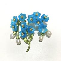Retro Spray Paint Pearl Flower Tree Brooch by Bo Xin Yun