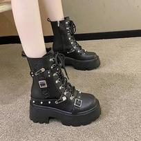 Moteriški odiniai punk stiliaus batai Mados dizainerio Sagtis Kniedė Storas padas Motociklininko batai Aukštakulniai Platforminiai Ankle Boots moterims 34