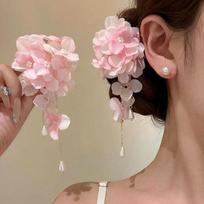 2Pcs Women Fashion Elegant High Grade Hair Accessories 2026 Spring Summer Sweet Fabric Flower Tassel Pearl Hair Clips