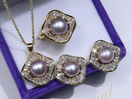 White Pearl Pendant & Drop Earrings Set: 8-9mm Pearls, Fashionable & Versatile Three-Piece Collection 8-9mm