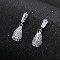 Elegant Diamond Water Drop Stud Earrings – Women's Simple, Stylish Ear Jewelry