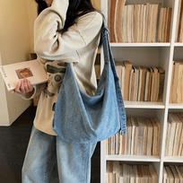 Large-capacity denim shoulder tote bag for women2026New simple and versatile lightweight student commuter handbag mėlyna