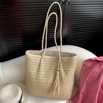 Women Hand Woven Tote Bag Solid Color Large Capacity Square Handbag Straw Shoulder Bag with Tassel Pendant smėlis