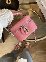 Chain-lock Square Box Bag, High-end Texture Mobile Phone Bag, Women's Fashionable Single-shoulder Crossbody Bag, Bucket Bag 16*11*9cm