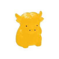 Highland Cow Ornament Glow-in-the-dark Mini Highland Cattle Figurine Animal Statue Home Office Living Room Desktop Decoration