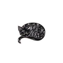 Elegant Cat & Fox Brooch: Trending European & American Fashion Jewelry