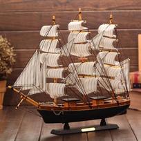 Wooden Model Sailing Ship, Pirate Ship, Retro Style, European Style, Toy Ship, Handmade Craft, Room Decoration, Home Interior Decor, Hotel, Office,