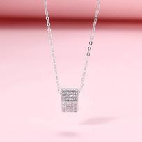 S925 Sterling Silver Magic Cube Square Pendant Necklace for Women – Elegant & Versatile Light Luxury Choker 925 Silver balto aukso spalvos