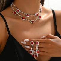 Emerald Clavicle Necklace with Rhinestone Water Drop Pendant - Luxury Jewelry