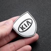 Car Styling 3D Metal Emblem Body Trunk Decor Sticker For KIA Sportage Niro Rio Ceed Cerato Soul Sorento Picanto Optima K3 Sonic 1PC