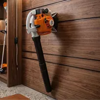 Garageprintslt STIHL BG56 lapų pūstuvo sieninis laikiklis