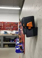Garageprintslt STIHL AS2 akumuliatoriaus sieninis laikiklis