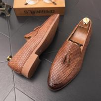 Size 38-47 Vintage Men Tassel Shoes Luxurious Comfortable Fashionable Leather Shoes Men European American Gentlemen Social Shoes 38