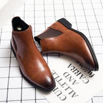 Prabangus mados dizaineris Nauji vyriški smailūs lakuotos odos kasdieniai Chelsea ankle boots vyriški žiemos aukšti batai Zapatos Hombre 38