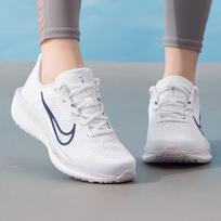 Nike Moteriški bėgimo takais batai FD6034-115 38.5