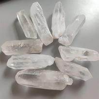 Natūralaus Kristalo Akmens Baltas Kvarcas Klasteris Smailės Stulpelis Baigtas Lazdelės Pavyzdys Gydymas Reiki Mineralas Namų Dekoravimas 3-5cm balta