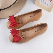 Yuzhihao Summer Fashion Ribbed Closed-Heel Women's Low Heel Sandals 40