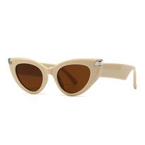 Luxurious Brand Style Designer Vintage Cat Eye Big Frame Sunglasses Women For Female Sun Eyeglasses Punk Rivet Classic Outdoor Use Shades UV400