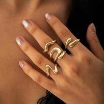 8Pcs/Set Gold Color Metal Tulip Flower Rings for Women Vintage Double Layered Glossy Rhinestone Rings Set Party Jewelry Gifts