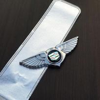 Car Front Grille Wings Emblem Badge for Cadillac Seville XT4 CT4 CT5 ATS STS CTS Escalade Coupe Exterior Accessories
