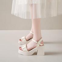 Fairy style thick soled sandals for women wearing summer  new thick heels with fashionable beach shoes 35
