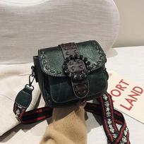 2025 Women's Fashion Square Crossbody Shoulder Bag - Versatile, Stylish Niche Design 16x16x10 cm ruda