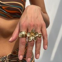 Punk Exaggerated Metal Finger Rings Set for Women Men Vintage Flower Pearl Crystal Europe America Open Rings Luxury Jewelry