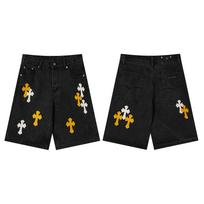 2517 CHROME HEARTS Vyriški Juodi Džinsiniai Šortai Geltonos & Baltos Kryžiaus Lopo Maišyti Gatvės Stiliaus Jorts 28