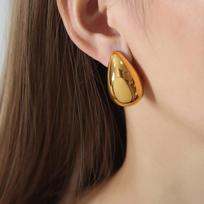 Hong Kong Style Retro Hollow Water Drop Titanium Steel 18K Gold Stud Earrings - Durable, Stylish, Colorfast Temperament Fashion Jewelry.