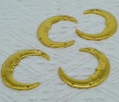 Golden Moon Crescent Smile Face 4-Hole Wind Chime Accessory Electroplated