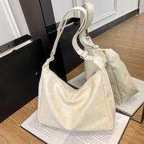 A Large-capacity Crossbody Tote Bag with A High-end Retro Design, A Single-shoulder Armpit Bag for Commuting without pendant smėlis