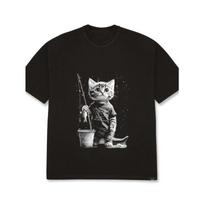 Per dydžio T-shirt Juoda Katė Žvejojanti Su Kibiru Ir Žuvimi Grafinis Spaudas Atsitiktiniams Gatvės Drabužiams Mada S juoda