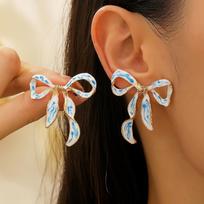 Exquisite Blue White Porcelain Printed Oil Drop Earrings for Women Elegant Metal Bow Stud Earrings Chinese Style Jewelry Gifts