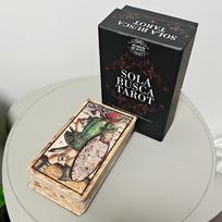 Sola Busca Tarot Denis 12*7cm Kietoje Dėžutėje 78 Kortos Vintažinės Tarot Kortos Atspausdintos ant 350GSM Dvigubo Reljefo Kartono juoda