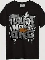 Edgy Black Cotton Unisex T-Shirt | Round Neck, Short Sleeve,  Trust No One  Graffiti Print – Snake & Finger Design M