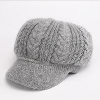 Grandma Autumn and Winter Knitted Woolen Hat Duck Tongue Warm Basin Hat Middle Aged and Elderly Mother with Velvet Elderly Hat pilka spalva