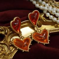 Elegant Retro Orange Heart Drop Earrings with Inlaid Glass