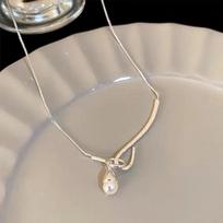 Su Chuang S925 Sterling Silver Water Drop Freshwater Pearl Necklace for Women - Elegant Clavicle Chain 925 Silver