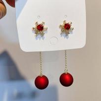 New Asymmetric Snowflake Christmas Boot Hat Drop Earrings for Women Moving Santa Claus Long Tassel Earring Fashion Party Jewelry