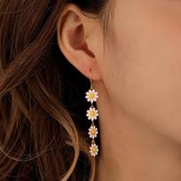 New Cute Daisy Flower Drop Earrings For Women 2026 Trend Colorful Sweet Sunflower Long Tassel Earrings Girls Party Jewelry Gift