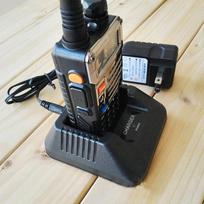 Nešiojama racija Originalus stalinis įkroviklis Baofeng Uv-5R A /E / Plus Tp Dvipusė